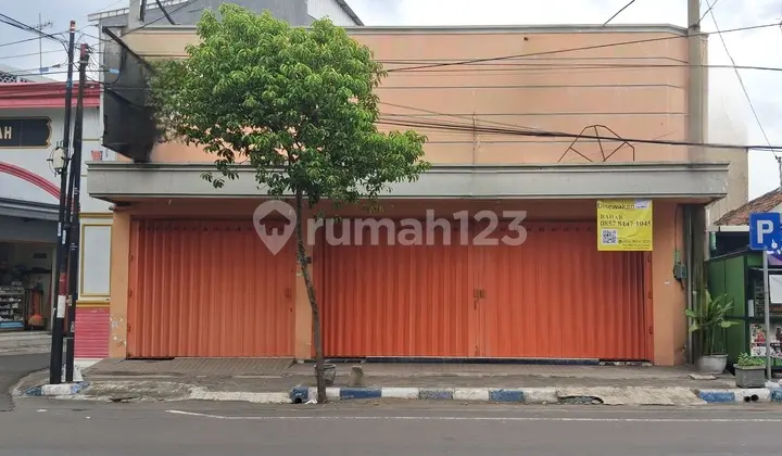 Disewakan Ruko 2 Lantai di Samping Jalan Jombang