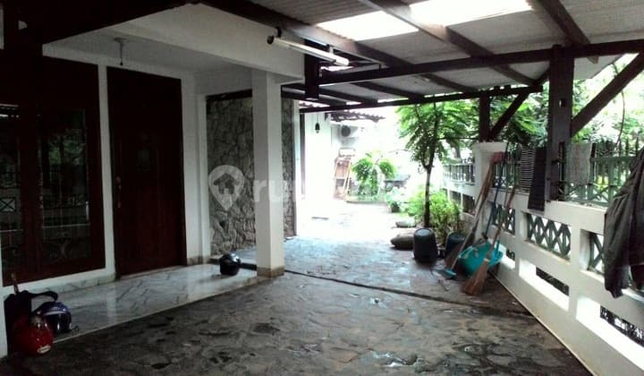 Jual Rumah, 2 Lantai, Puri Cinere Strategis