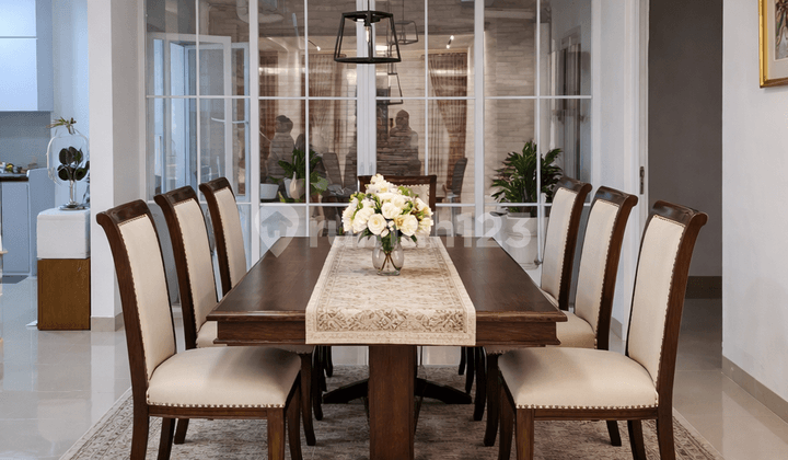 Rumah, SHM, di Sektor 1 - Bintaro,