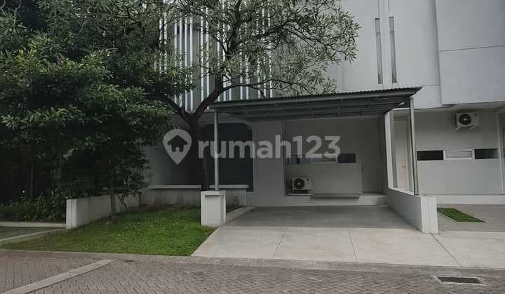 Rumah Sewa 2 Lantai, di Discovery , Lokssi Strategis