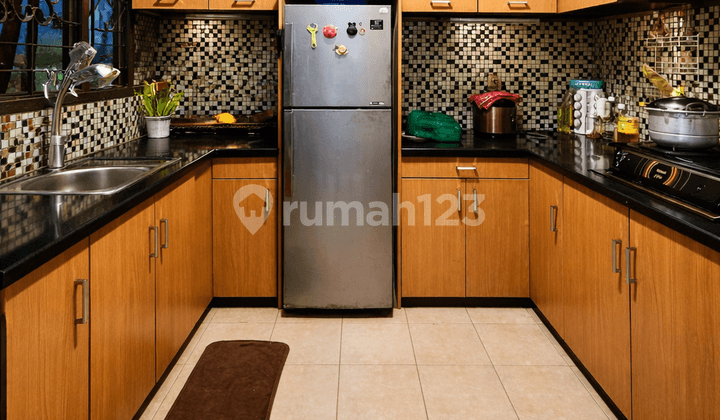 House, Freehold Certificate, in Sector 2 - Bintaro