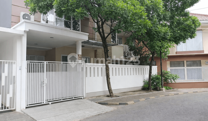 Bebas Banjir, Rumah, 2 Lantai, Shm,Sektor5