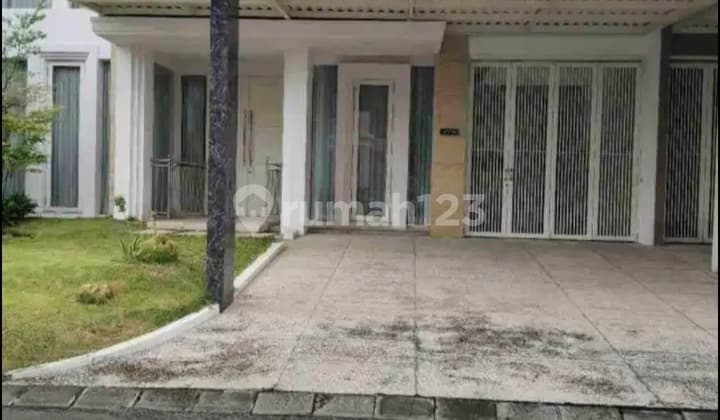 Kawasan Premium Surabaya Barat