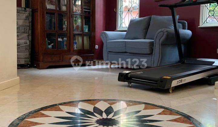 Rumah Butuh Minim Renovasi Semi Furnished SHM Bintaro, Tangerang Selatan