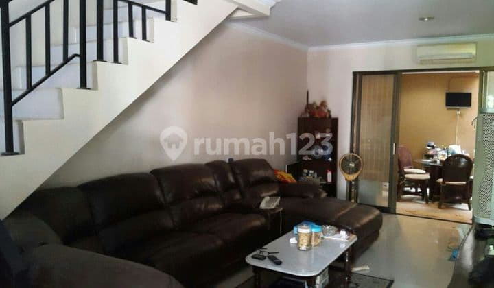 Rumah 2 Lantai Bagus SHM di Sektor 9-Bintaro, Tangerang Selatan
