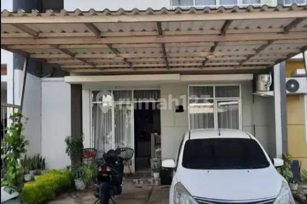 Rumah 2 Lantai Sudah Renovasi Semi Furnished di BSD, Tangerang