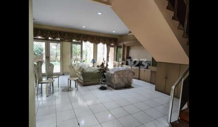 Rumah 2 Lantai di Taman Modern Cakung, Jakarta Timur
