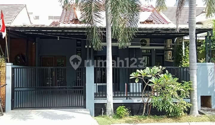 Rumah 1,5 Lt. SHM di Cluster Aralia, Harapan Indah Bekasi.