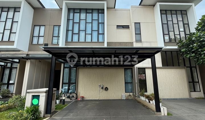 Rumah Full Furnished 4 Lantai di Jgc Cakung Jakarta Timur.