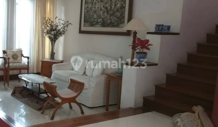 Rumah Badak Agung Renon
