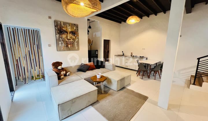 Semi-Villa Fully Furnished with 2 Floors in a Comfortable Environment