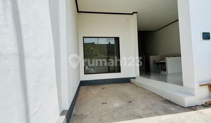 Rumah Baru 3 Kamar dengan Look Modern Minimalis