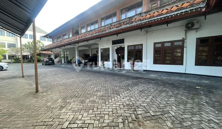 Gedung Usaha By pass Tuban. Kantor