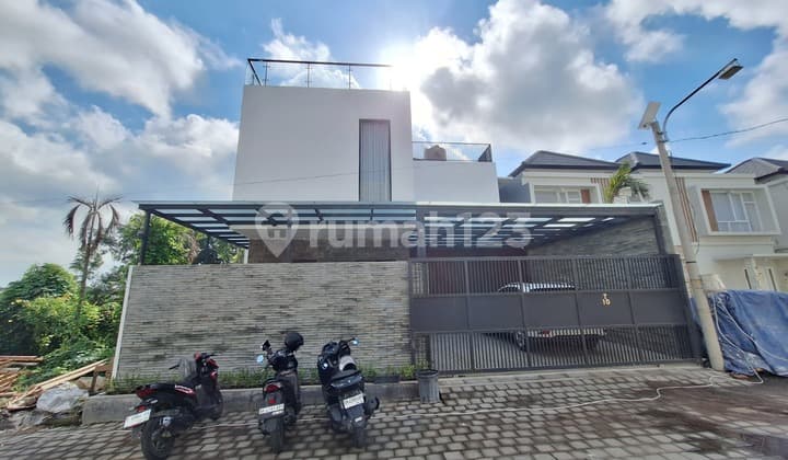 Vila di Canggu Terletak di Area Kompleks Vila