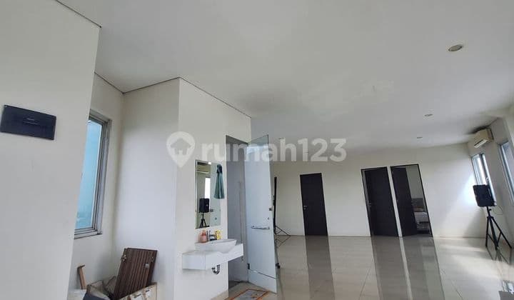 DIJUAL GEDUNG OFFICE DI CIPONDOH SHM 1.724m² 5,5 LANTAI