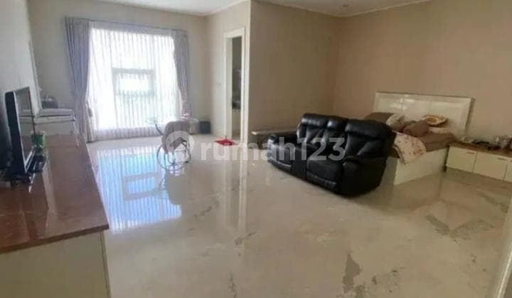 DIJUAL RUMAH CLUSTER LUXURY 12,5x36m² 5+2BR UNFURNISHED