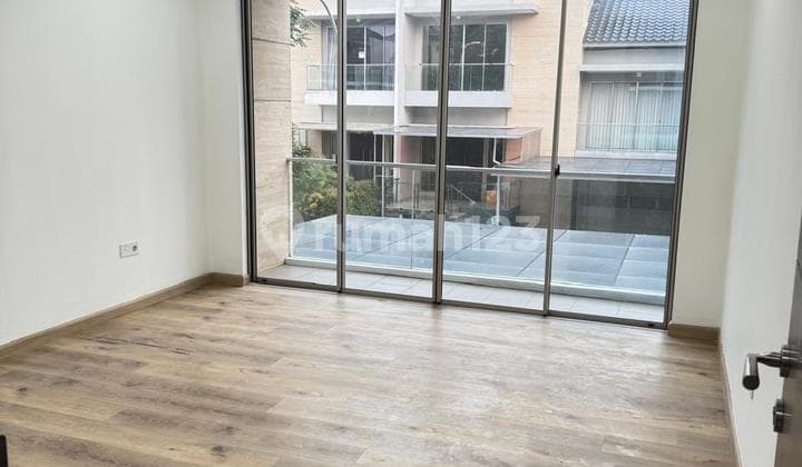 DIJUAL RUMAH GOLF ISLAND CLUSTER SERENADE 10x25m² 3+1BR