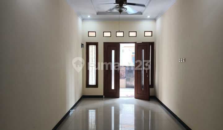 Rumah 2 Lantai Dalam Kavling Di Ciracas Jakarta Timur