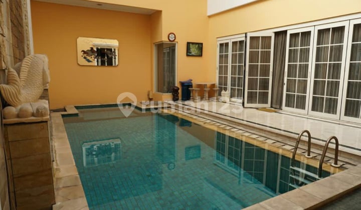 2-Story Ready-to-Occupy House in Mega Kuningan Area, South Jakarta