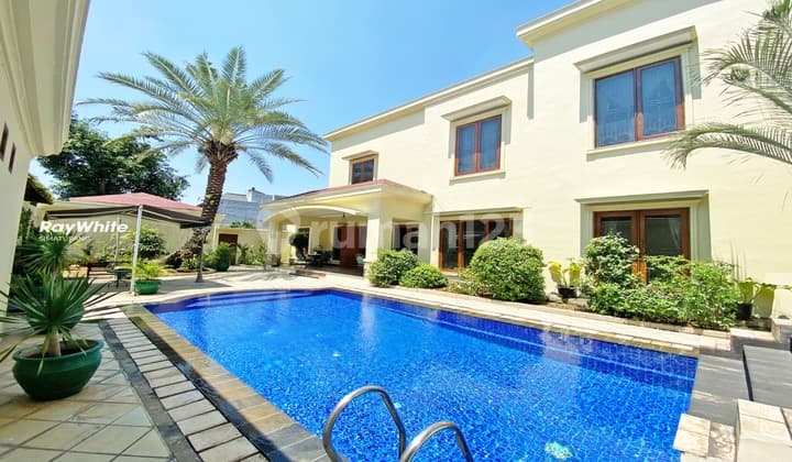 Rumah Mewah 2 Lantai Siap Huni Di Radio Dalam Jakarta Selatan