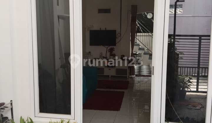 Dijual Rumah 2 Lantai di Cluster Clarita Cipondoh Kota Tangerang