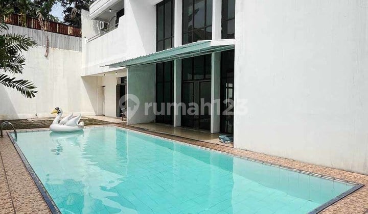 House for Rent Bangka South Jakarta LT 702M² LB 950M² Suitable for Expats Near Senopati