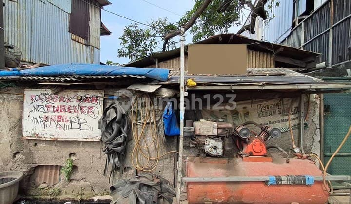 Gudang Meruya Utara Raya, Jakarta Barat, 700 M², 1 LT, SHM