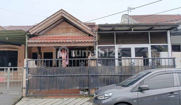 Gading Serpong House, Tangerang, 7x18 Sq M, 1 Floor (1 LT implies 1 Lantai, meaning 1 floor/1 story/gound floor -- refined), Freehold Title (SHM).