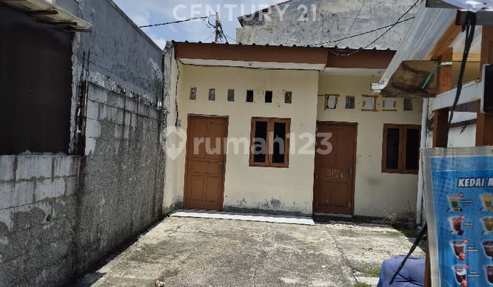 4-Door Rental House in Cempaka Warna S9608