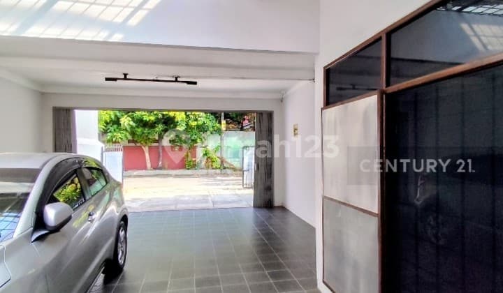 Rumah 2 Lantai Disewakan Pulomas