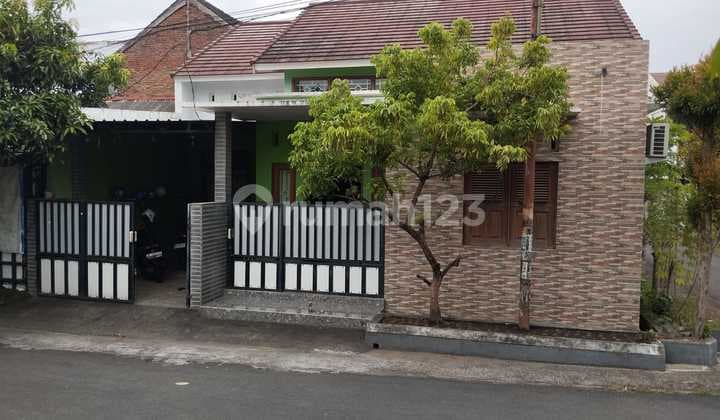 Dijual Rumah Siap Huni 3 Kamar Dekat Kampus Kedokteran Unizar