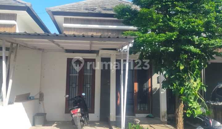 Rumah 1 Lantai 3 Kamar Tidur 2 Kamar Mandi Di Kota Mataram