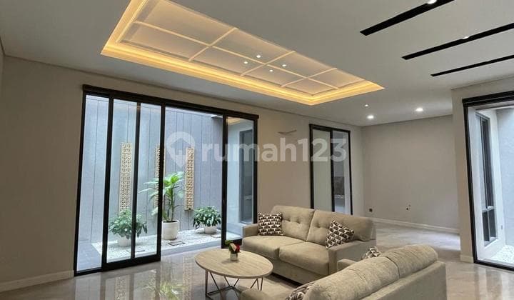 Baru Gress Rumah Woodland Citraland Kondisi Semi Furnished