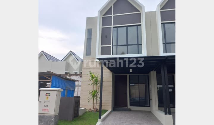 Split Level Rumah Citraland Northwest Park Dekat Pakuwon Indah