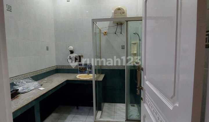 Super Murah. Simprug, Jaksel. Rumah Mewah Siap Huni, Bebas Banjir