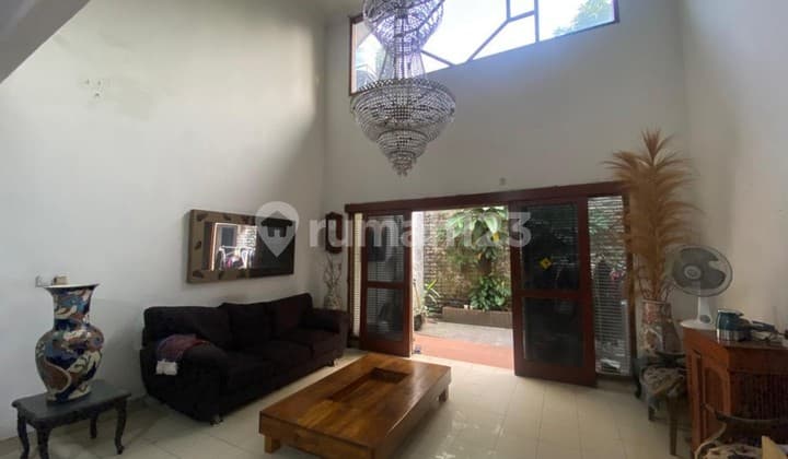 SUPER MURAH. Giri Loka BSD. Rumah SiapHuni 2Lt, Cozy, BEBASBANJIR