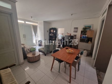 Super Murah. Kucica, Bintaro Jaya. Rumah Siap Huni, Bebas Banjir