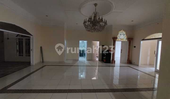 Super Murah. Simprug, Jaksel. Rumah Mewah Siap Huni, Bebas Banjir