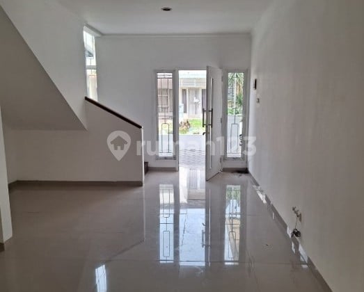 Emerald Bintaro Jaya, Tangsel. Rmh Siaphuni 2Lt, SHM, Cozy Modern