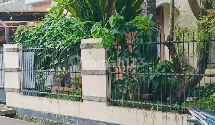 BINTARO JAYA Sekt9, TangSel. Rumah Siap Huni Modern, BEBAS BANJIR