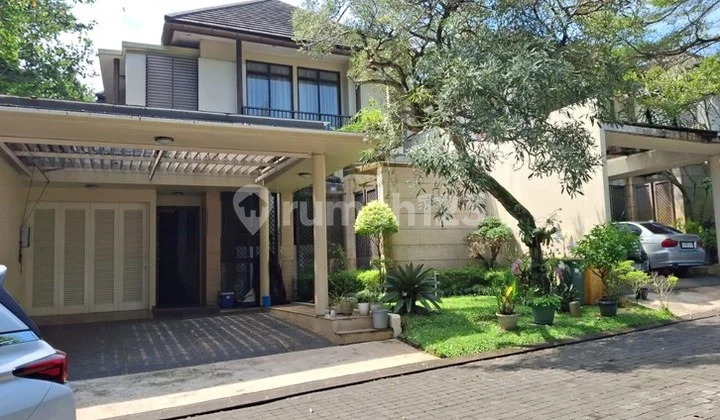 Serenia Hill, Cilandak, South Jakarta. Luxury Corner House, 2 Story, Ready to Occupy.