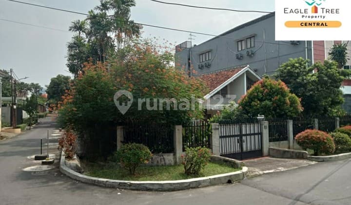Cilandak, South Jakarta. SUPER CHEAP, Land Price Only House, Suitable for Boarding Houses.