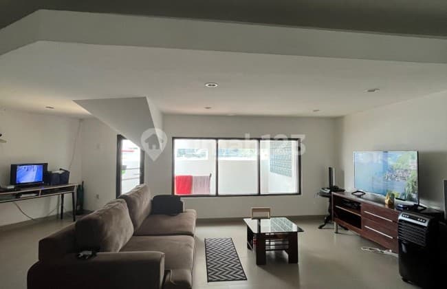 Bintaro Jaya Sektor2, Jak-Sel. Rumah Siap Huni, Cozy Modern