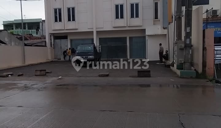 Jual Ruko Gandeng 3 Lantai Jl.legok Karawaci Tangerang