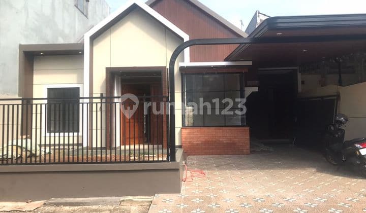 For Sale Quickly House in Kencana Loka BSD CITY