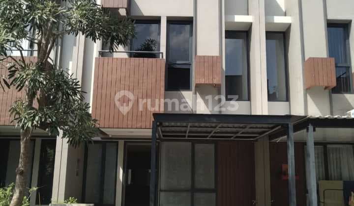 Dijual Cepat Rumah di Tabebuya Invensihaus R bsd city