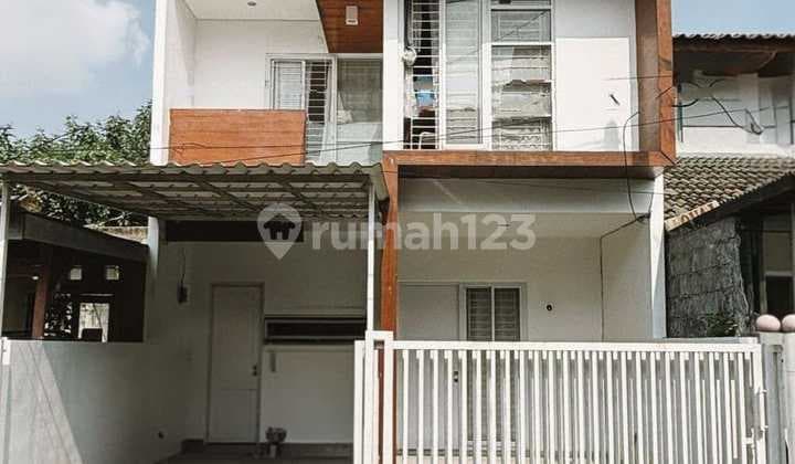 Rumah Cantik 2 Lantai Siap Huni Di Graha Bintaro Jaya Shm .