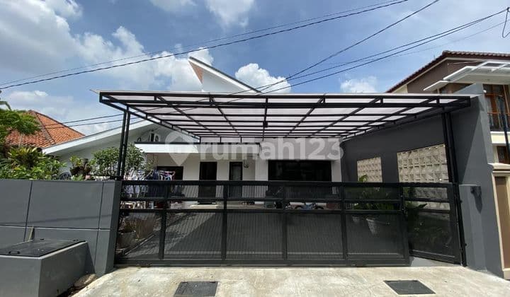 Rumah Minimalis Modern Strategis & Siap Huni Lokasi Ciputat, Tangsel.