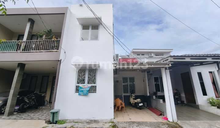 Rumah 1.5 Lantai Rapi Siap Huni Di Cluster Raha Raya