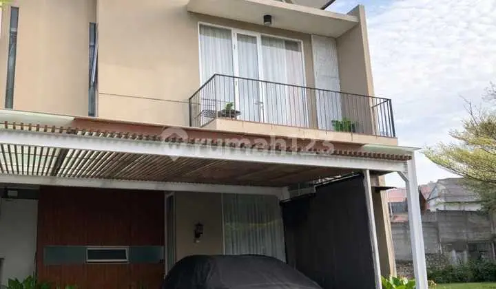 Rumah di Bintaro Sektor 9 Discovery Residence, Semi Furnished Interior Modern